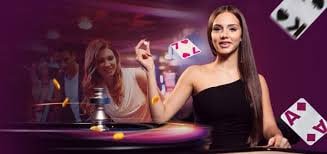 Dashboard statistik turnamen mingguan dengan leaderboard pemain di royaltogel